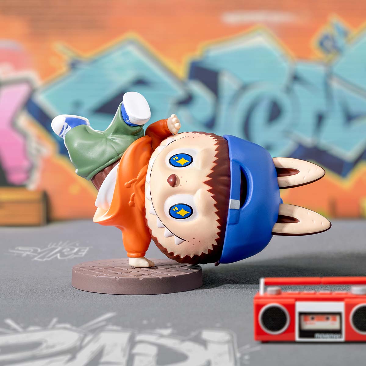 LABUBU Hip-hop Girl Figure | MAR721698 Figure | MAR721698