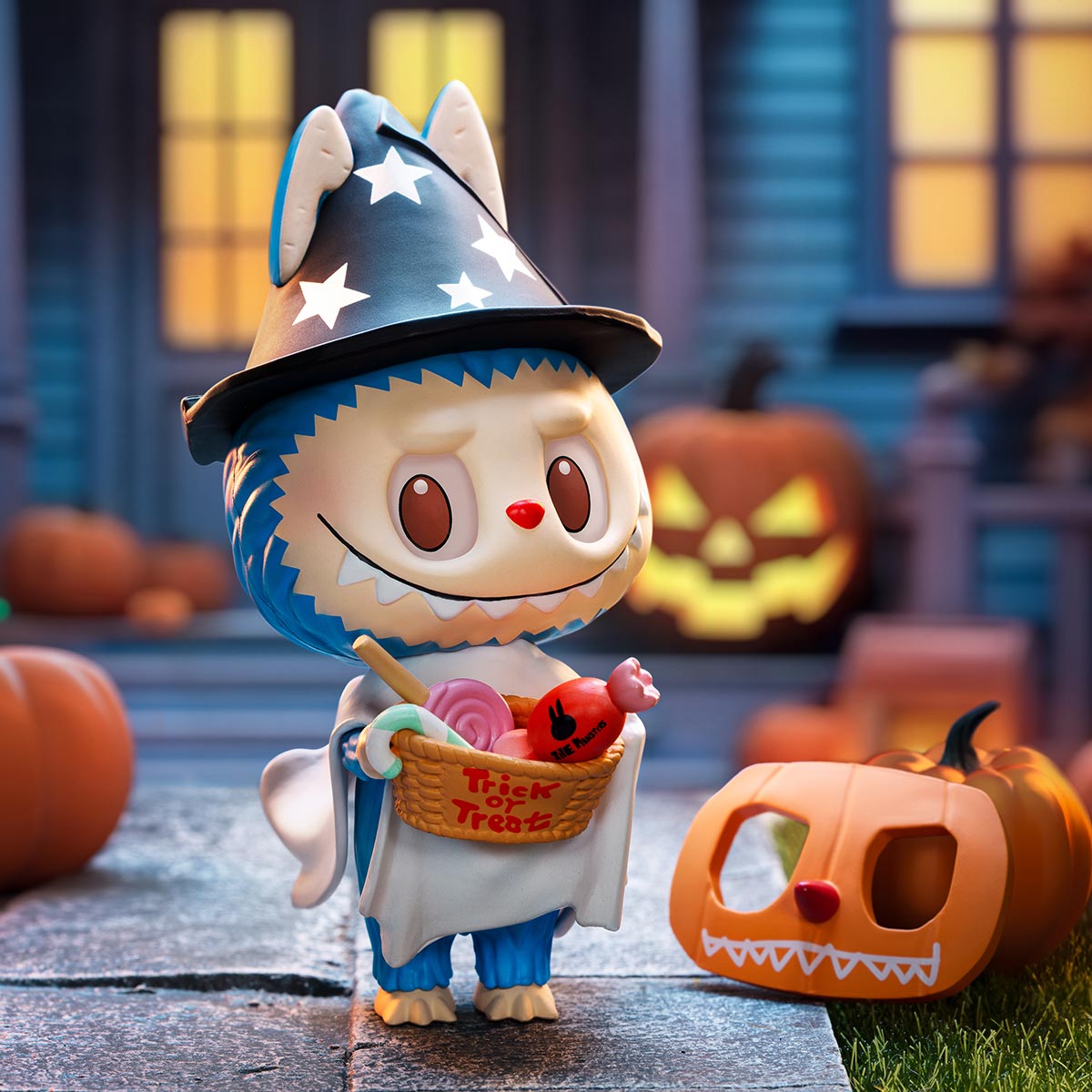 LABUBU Trick-or-Treater Figure | LNB136805 Figure | LNB136805