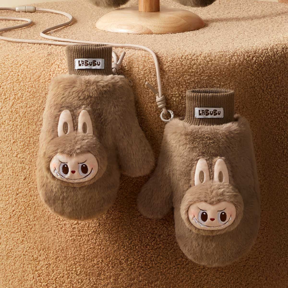 LABUBU Warm Fluffy Holiday Series- LABUBU Plush Gloves | KWX039678 Gloves | KWX039678